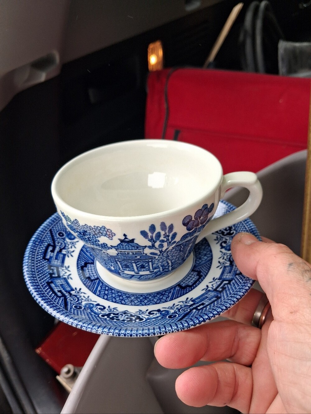 Blue and White Oriental Teacup and Saucer Set Of 4 Cups 4 Saucers
